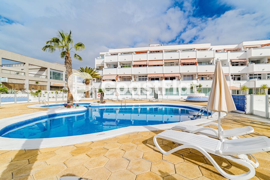 Unbeatable opportunity in Los Cristianos! BRAND NEW apartment just steps from Camisón Beach! – 17