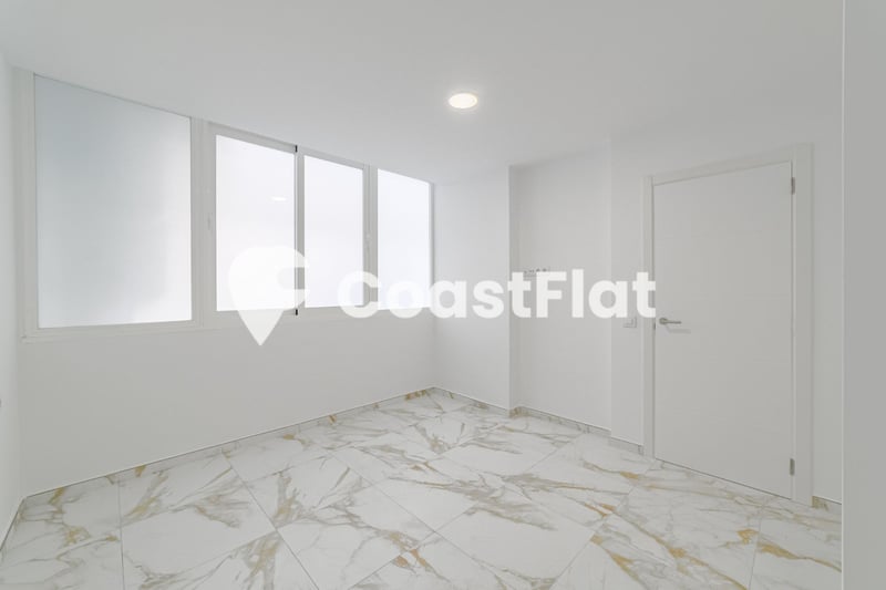Unbeatable opportunity in Los Cristianos! BRAND NEW apartment just steps from Camisón Beach! – 5