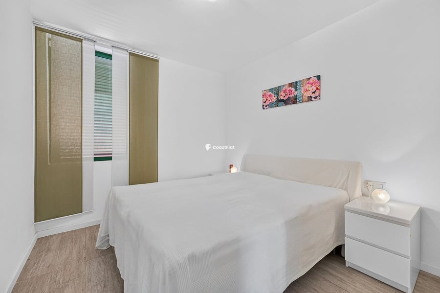 Modern penthouse, completely renovated, just steps away from Montaña Amarilla! – 13
