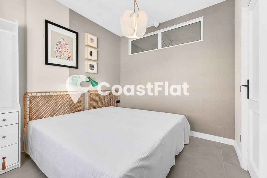 Modern apartment, completely renovated and with sea views in Club Paraíso! – 11