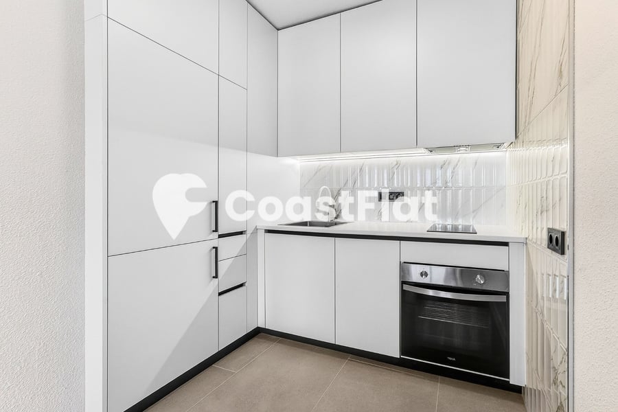 Modern apartment, completely renovated and with sea views in Club Paraíso! – 9