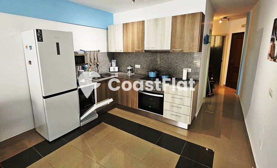 Exclusive Frontline Investment Opportunity with VV License, Just Steps from the Beach – Playa Paraíso, Costa Adeje! – 9