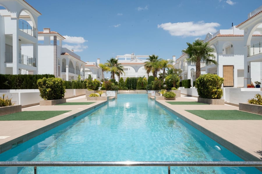 INVESTMENT ASSET FOR SALE – 2 Buildings, 16 Apartments with TOURIST LICENSE in an Exclusive Residential Complex! – 6