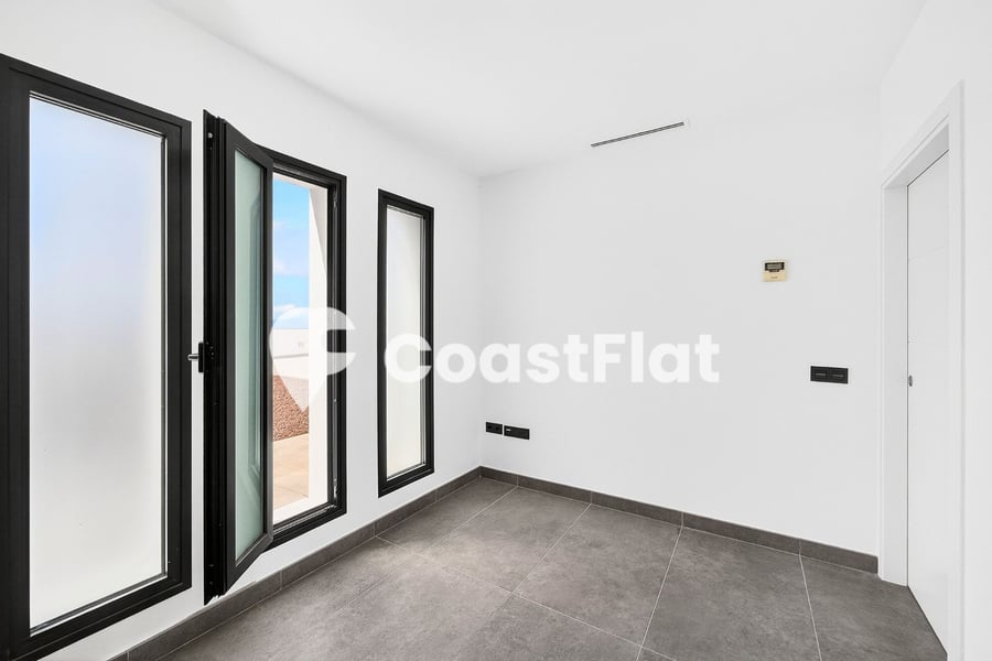 Brand-new modern luxury villa with private pool in Costa Adeje! – 36