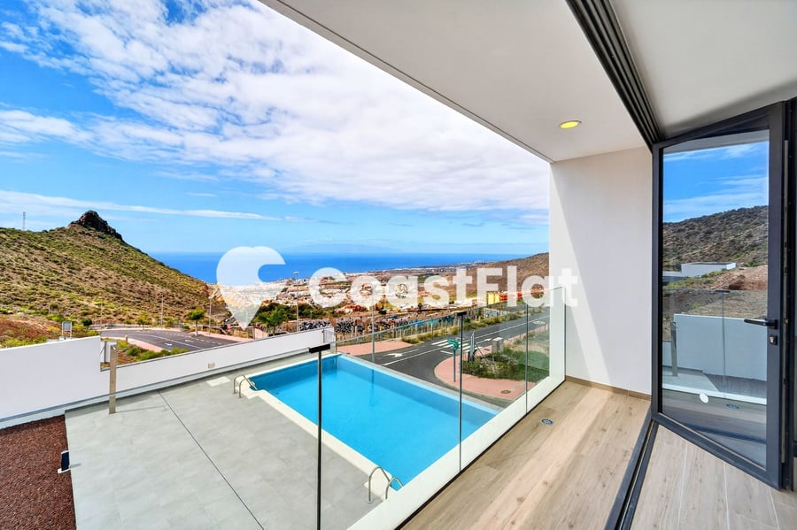 Brand-new modern luxury villa with private pool in Costa Adeje! – 5