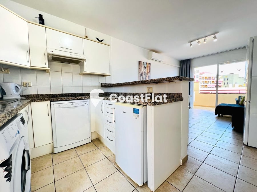 Spacious penthouse in Puerto de Santiago, just a stone’s throw from Playa de la Arena and Playa Chica, with partial sea views!! – 9