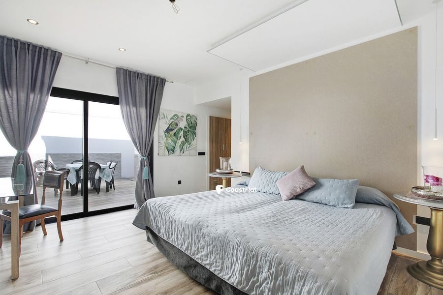 A unique opportunity to acquire an exceptional property. – 17