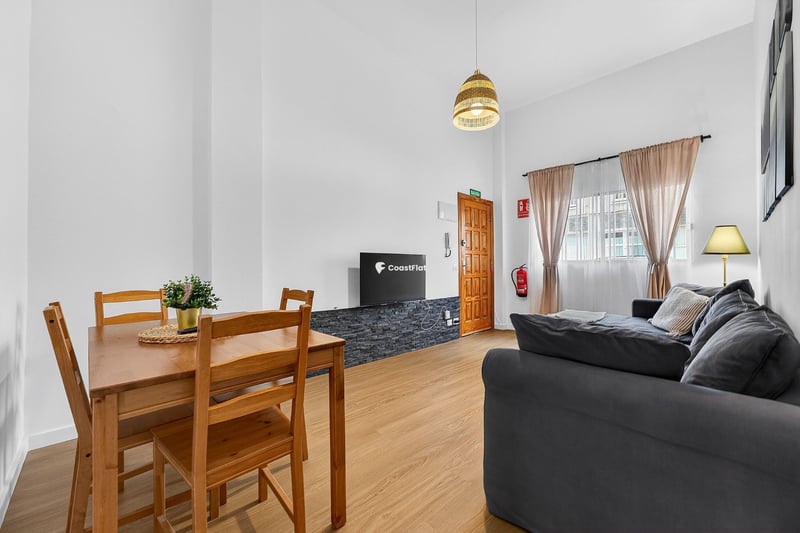An apartment just steps from the sea in Los Abrigos. – 4