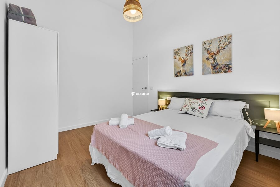An apartment just steps from the sea in Los Abrigos. – 12