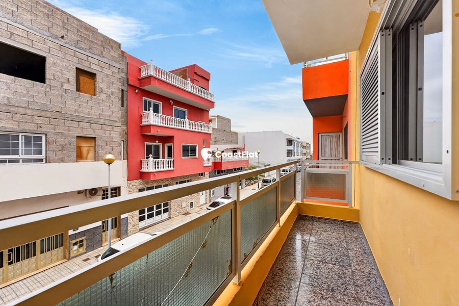A magnificent seafront property in Los Abrigos. – 24
