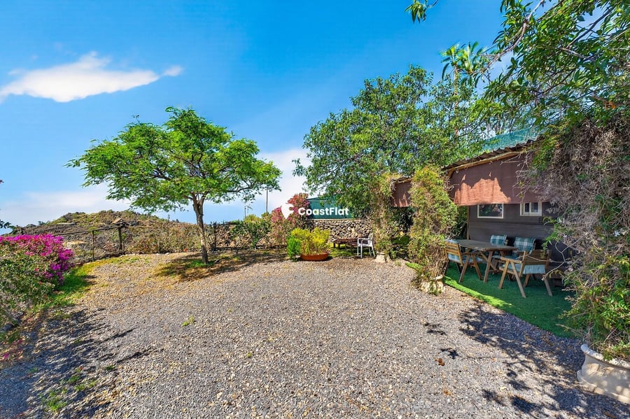 Independent house with plot in Guia de Isora – 26